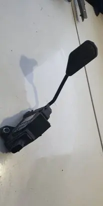 Toyota Yaris Accelerator throttle pedal
