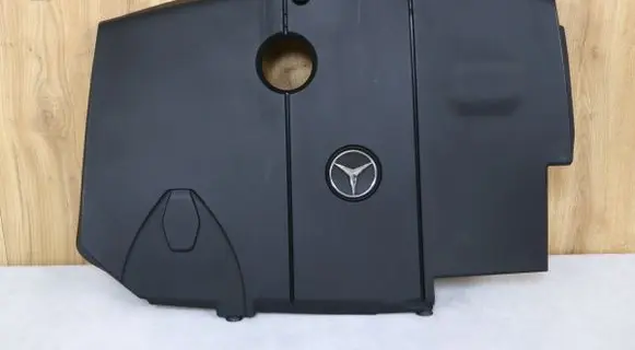 Mercedes-Benz SLK R172 Engine cover (trim) 6510102418 A6510102418