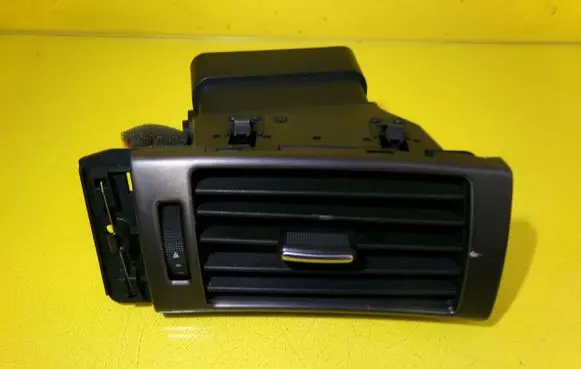 Audi A6 S6 C5 4B Dashboard side air vent grill/cover trim 4B1820902