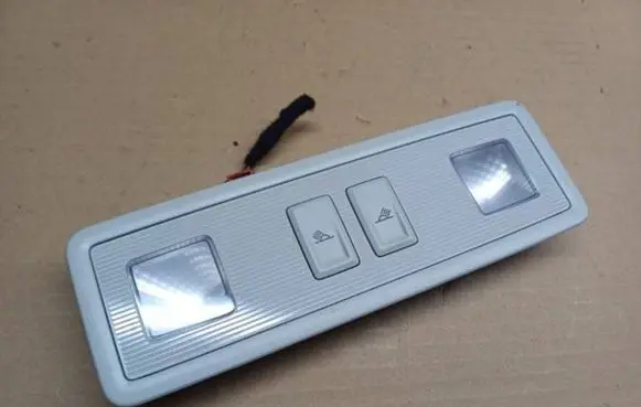 Skoda Scala Front seat light 654947290 24092019