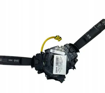 Opel Astra J Tailgate/trunk/boot open switch 