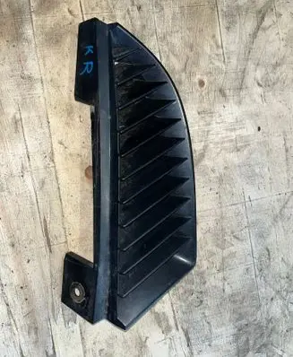 Mitsubishi Colt CZ3 Front bumper lower grill MN127773