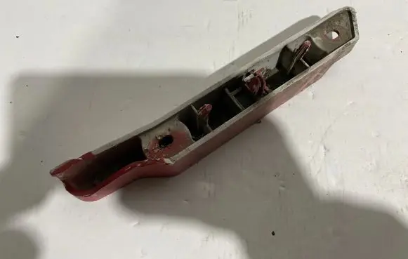 Ford Focus Front bumper mounting bracket 8M5117D959AD