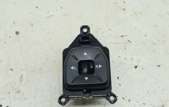 Hyundai ix35 Wing mirror switch 3834801110