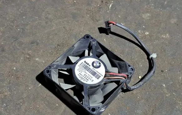 BMW 7 F01 F02 F03 F04 Engine control unit/module fan 65156983075