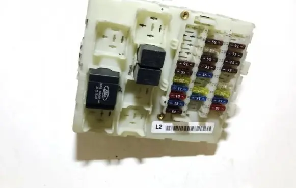Ford Focus Fuse box set 98ag14a073ah 98ag-14a073-ah