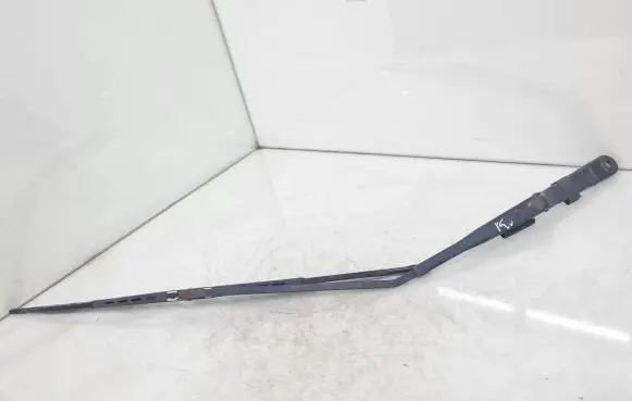 Iveco Daily 4th gen Front wiper blade arm 80005697B