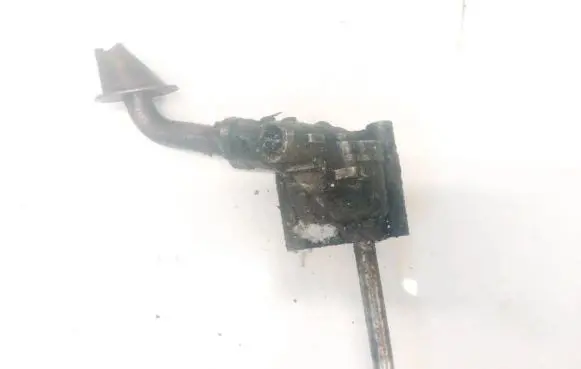 Audi A4 S4 B5 8D Oil pump 026115153a