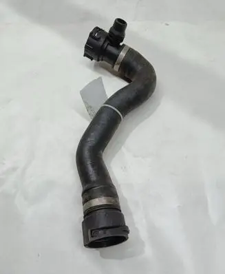 BMW X5 E70 Engine coolant pipe/hose 7808076 16185913 7811857