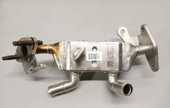 Renault Arkana EGR valve cooler 147354PM0A 147354PM1A BC06321000