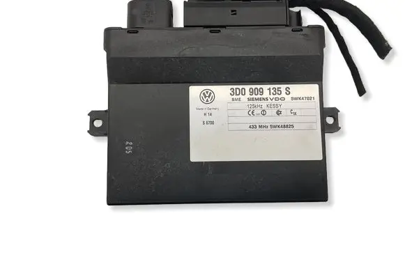 Porsche Cayenne (9PA) Keyless (KESSY) go control unit/module 3D0909135S 5WK47021 5WK48825