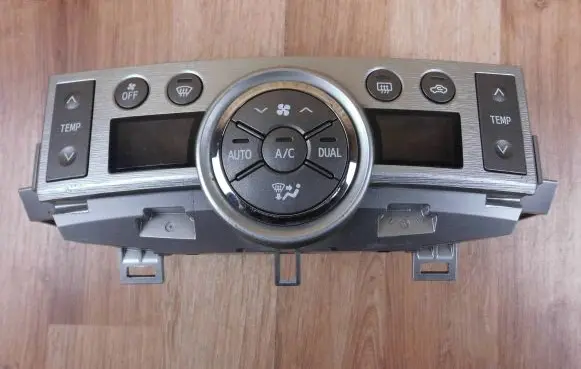 Toyota Verso Climate control unit 559000F081