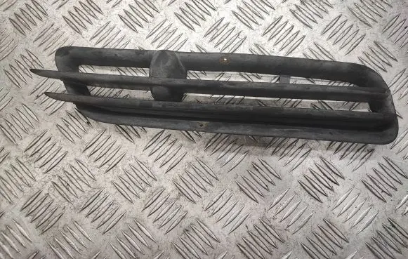 Volvo V70 Front bumper lower grill 09151509 091515097500