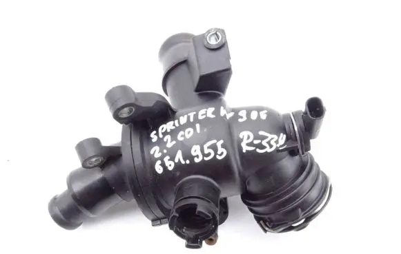 Thermostat/thermostat housing