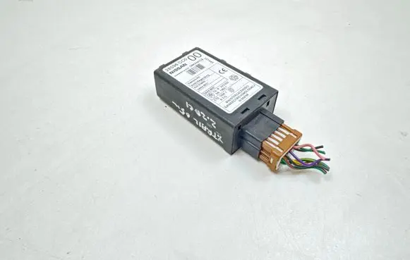 Nissan X-Trail T30 Door central lock control unit/module 28596CC0 5WK46473B