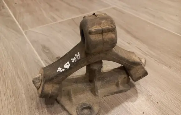 Muffler mount bracket/holder