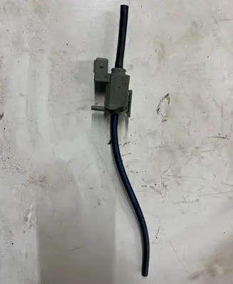 BMW 7 E65 E66 Vacuum valve 7.00124.00