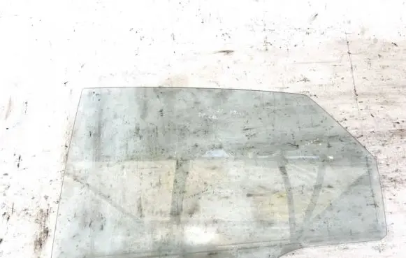 Mazda 626 Rear door window glass