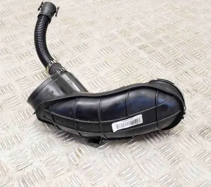 BMW 1 F40 Air intake duct part 8507369 7807493