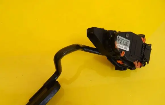 Ford Galaxy Accelerator throttle pedal 7M4721603D