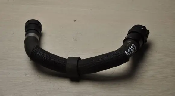 Land Rover Discovery Sport Engine coolant pipe/hose GJ328B160AA