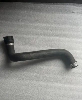 Mercedes-Benz ML W166 Engine coolant pipe/hose A1665001275