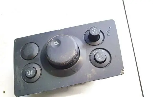 Opel Zafira B Light switch 04061200 18480320