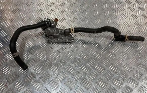 Suzuki Swift III Thermostat housing PK10347