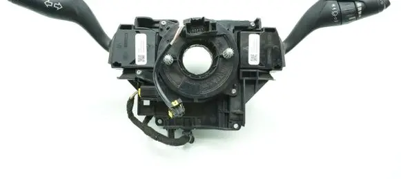 Ford Focus Other switches/knobs/shifts BV6T-13N064-AG