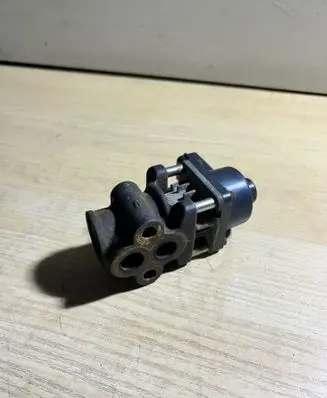 Subaru Legacy EGR valve