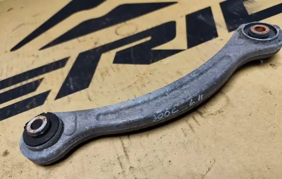 Chrysler 300 - 300C Rear control arm
