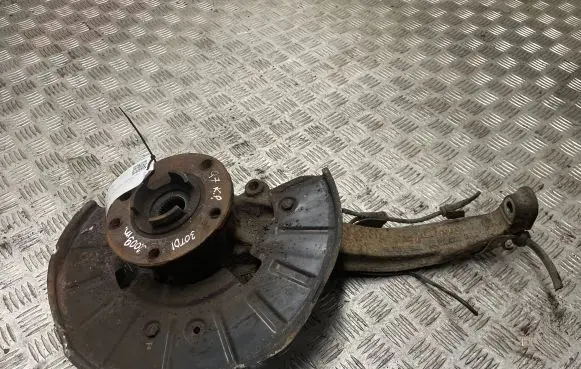 Audi Q7 4L Front wheel hub