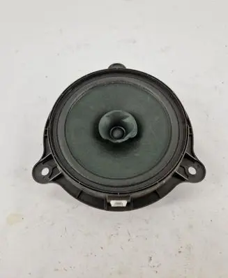Renault Captur High frequency speaker in the rear doors 281563SG0A