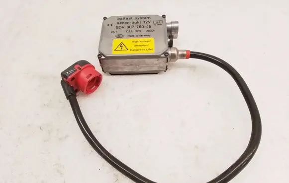 BMW 5 E39 Headlight ballast module Xenon 5DV00776045