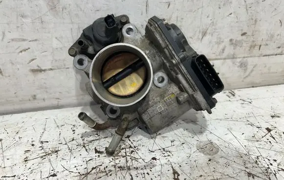 Honda FR-V Throttle valve GMA4B