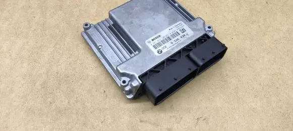 BMW 1 E81 E87 Engine ECU kit and lock set 8506434