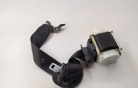BMW 1 E81 E87 Front seatbelt buckle