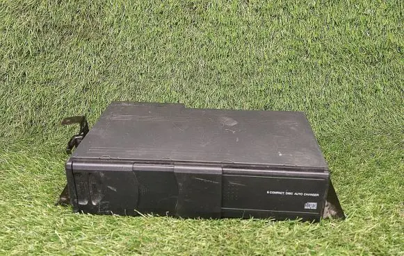 Ford S-MAX CD/DVD changer 3S7T18C830AD