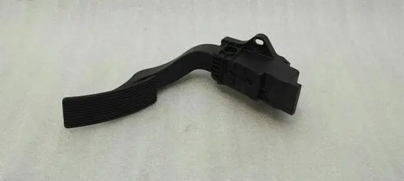 Mercedes-Benz A W176 Accelerator throttle pedal A2463001904
