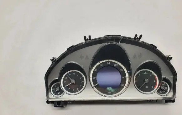 Mercedes-Benz C W204 Speedometer (instrument cluster) A2129001814