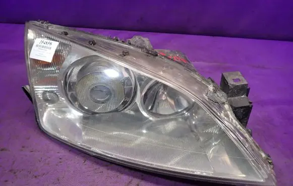 Ford Mondeo Mk III Headlight/headlamp 1S71-13005-CH