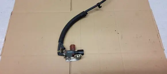 Toyota Avensis T250 Turbo solenoid valve