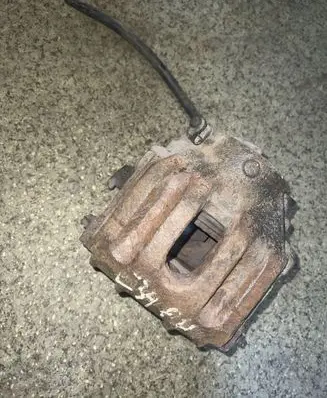 BMW 5 E34 Front brake caliper 34111157502