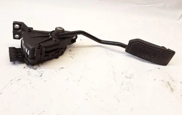 Nissan Primera Accelerator throttle pedal 6PV00862001 18002AU410