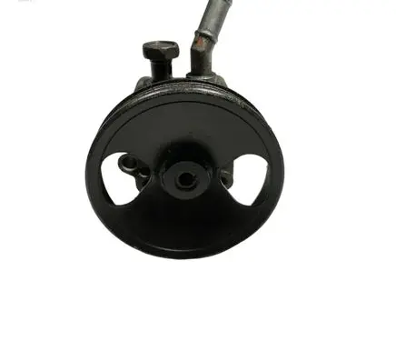 Nissan Almera N16 Power steering pump