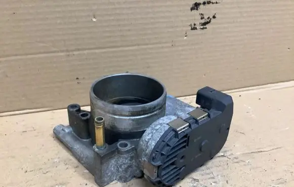Volkswagen Bora Throttle valve 022133062T 0280750086
