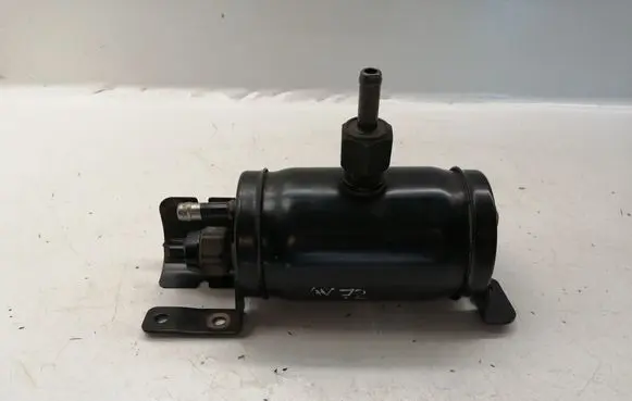 Toyota Avensis T250 Vacuum air tank 4470412160