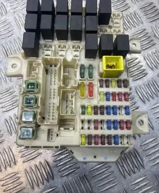 Mitsubishi Colt Fuse module 1791H0A1 1571H0A