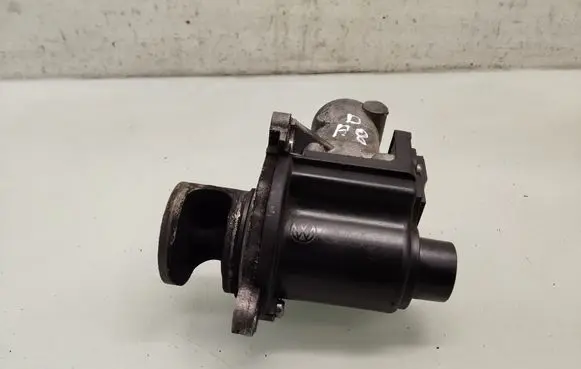 Audi A8 S8 D3 4E EGR valve 057131501E