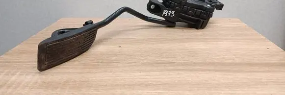 Nissan Almera Tino Accelerator throttle pedal 18002BU410 6PV00862004